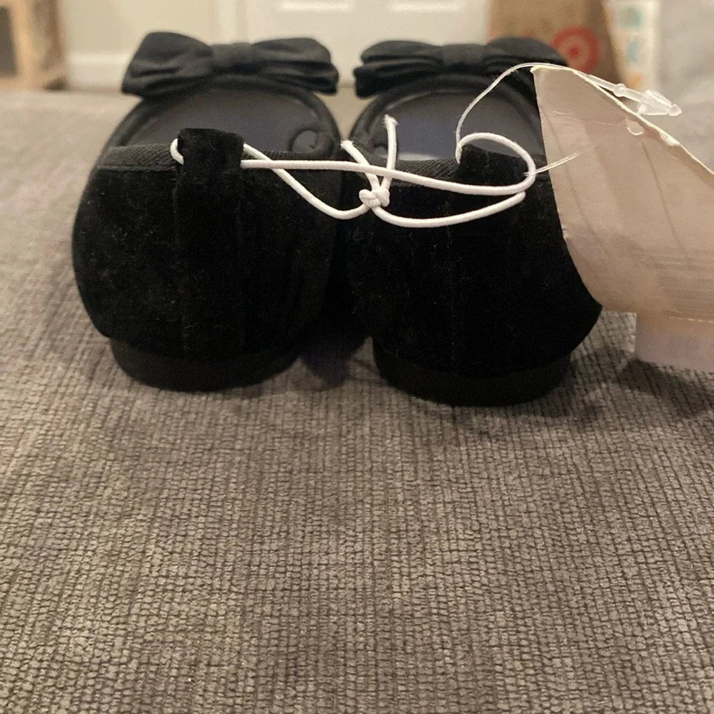 Koala Kids Little Girls Dress Shoes with Bows - Size 5 - NEW WITH TAGS!!